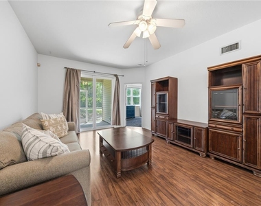 22128 Little Lagoon Court - Photo Thumbnail 7