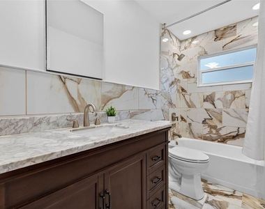 1667 N Dakota Avenue Ne - Photo Thumbnail 22