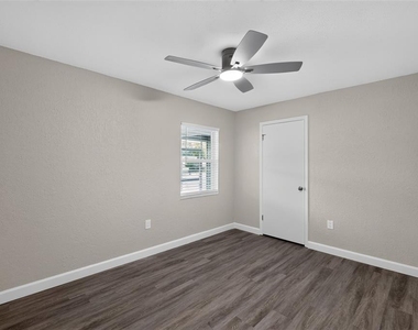 3701 Feather Drive - Photo Thumbnail 24