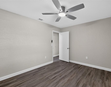 3701 Feather Drive - Photo Thumbnail 19