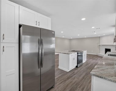 3701 Feather Drive - Photo Thumbnail 14