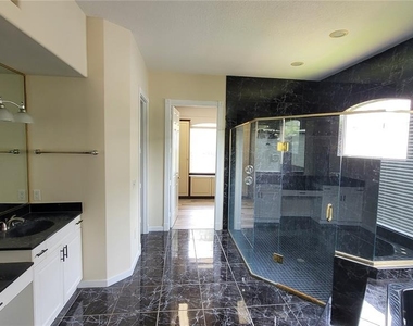 13503 Lake Cawood Drive - Photo Thumbnail 11