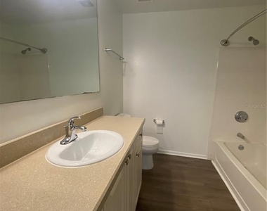 1229 Bermuda Lakes Lane - Photo Thumbnail 10
