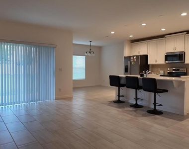 4272 Deleon Street - Photo Thumbnail 11