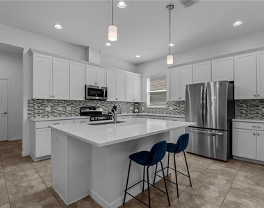 9184 Olmo Court - Photo Thumbnail 5
