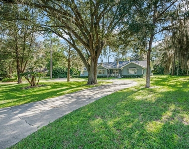 4475 Nw 80th Terrace - Photo Thumbnail 3
