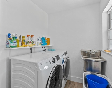 4475 Nw 80th Terrace - Photo Thumbnail 37