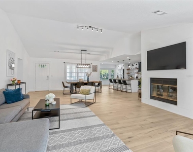 4475 Nw 80th Terrace - Photo Thumbnail 19