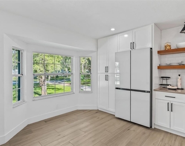 4475 Nw 80th Terrace - Photo Thumbnail 13