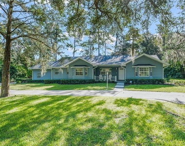 4475 Nw 80th Terrace - Photo Thumbnail 2