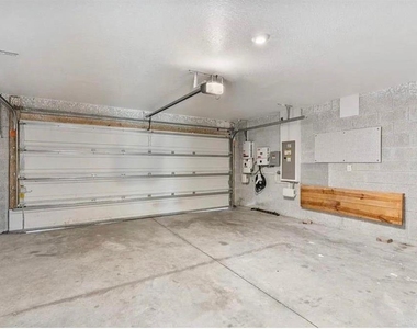 1463 Swan Court - Photo Thumbnail 19