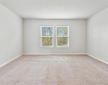 1463 Swan Court - Photo Thumbnail 18