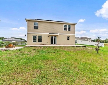 1463 Swan Court - Photo Thumbnail 2