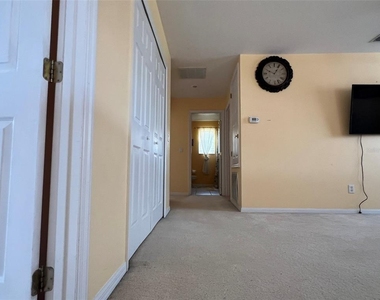 2642 Maggiore Circle - Photo Thumbnail 24