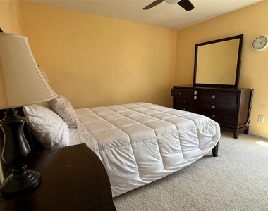 2642 Maggiore Circle - Photo Thumbnail 8
