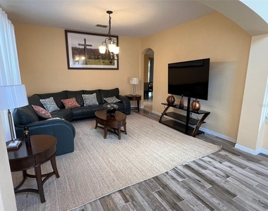 2642 Maggiore Circle - Photo Thumbnail 26