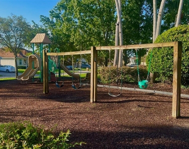 2642 Maggiore Circle - Photo Thumbnail 11
