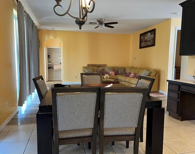 2642 Maggiore Circle - Photo Thumbnail 4