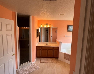 2642 Maggiore Circle - Photo Thumbnail 3