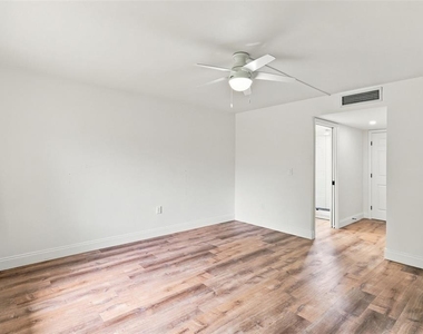 630 Cranes Way - Photo Thumbnail 19