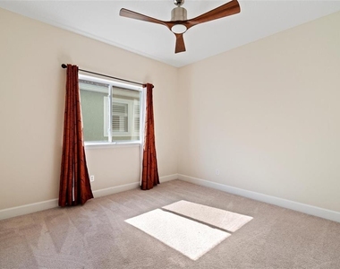 354 Park Lake Drive - Photo Thumbnail 20