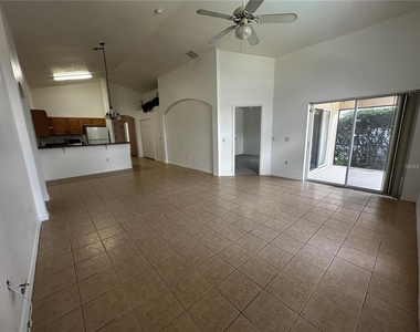 4795 Cumbrian Lakes Drive - Photo Thumbnail 12