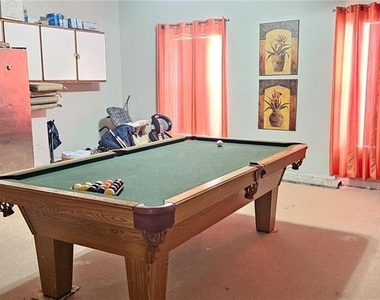 179 Emeraldview Avenue - Photo Thumbnail 16