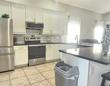 179 Emeraldview Avenue - Photo Thumbnail 1
