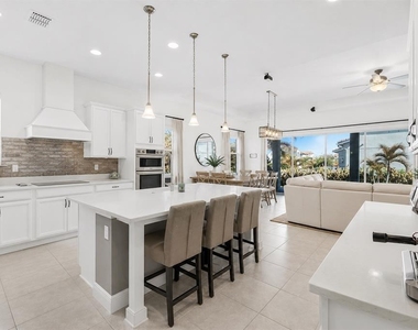 13321 Oakenshaw Lane - Photo Thumbnail 5
