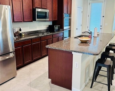 6168 Glory Bower Drive - Photo Thumbnail 9