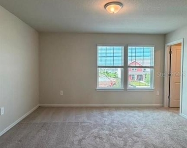 2122 Southbury Drive - Photo Thumbnail 21