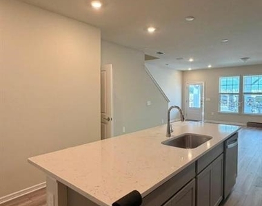 2122 Southbury Drive - Photo Thumbnail 1