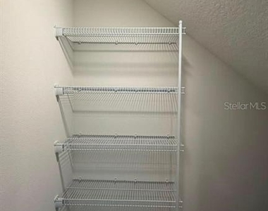 2122 Southbury Drive - Photo Thumbnail 3