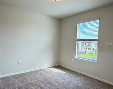 2122 Southbury Drive - Photo Thumbnail 12