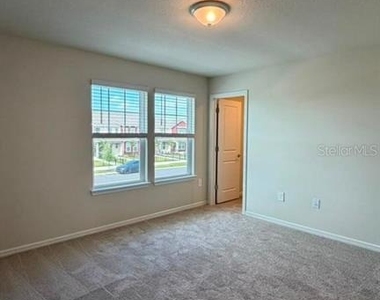 2122 Southbury Drive - Photo Thumbnail 20