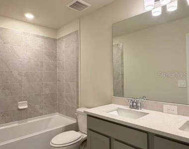 2122 Southbury Drive - Photo Thumbnail 14