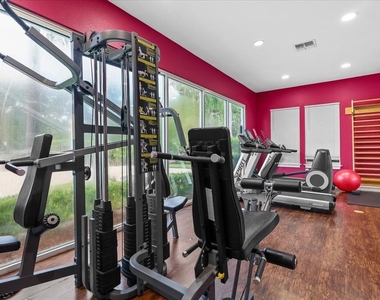 5366 Diplomat Court - Photo Thumbnail 28