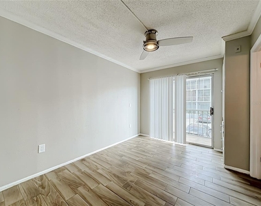 131 Water Front Way - Photo Thumbnail 13