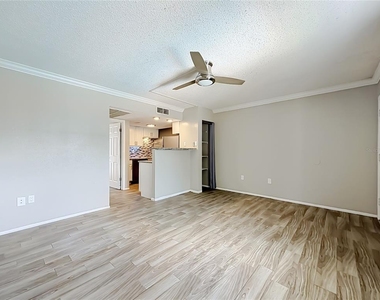 131 Water Front Way - Photo Thumbnail 6