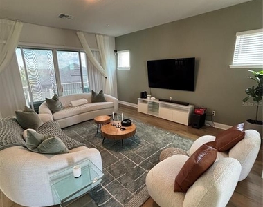 13186 Magnolia Valley Drive - Photo Thumbnail 4