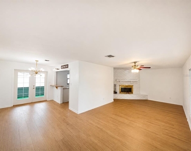 44 S Cortez Avenue - Photo Thumbnail 1