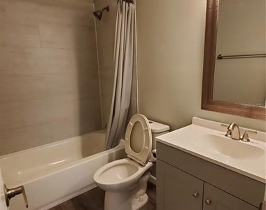 4858 S Semoran Boulevard - Photo Thumbnail 15
