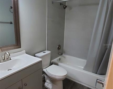4858 S Semoran Boulevard - Photo Thumbnail 10