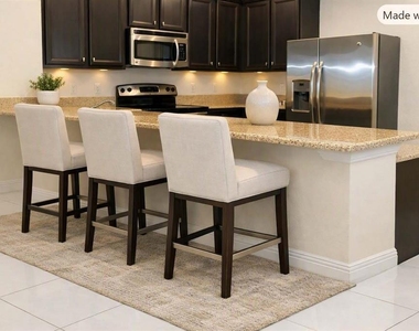 9092 Shepton Street - Photo Thumbnail 4