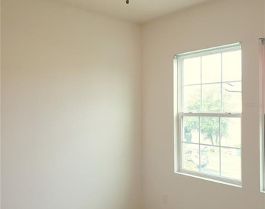 9092 Shepton Street - Photo Thumbnail 12