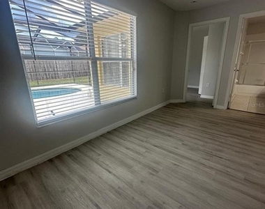 234 Hollingshead Loop - Photo Thumbnail 4