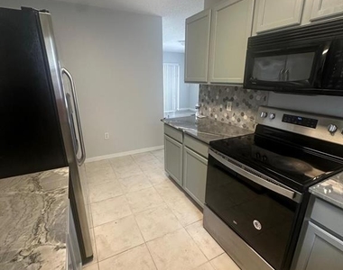 234 Hollingshead Loop - Photo Thumbnail 9