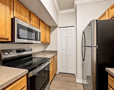 501 Nw 50th Boulevard - Photo Thumbnail 6