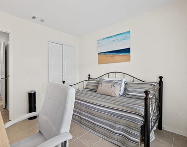 19 Lovett Street - Photo Thumbnail 15