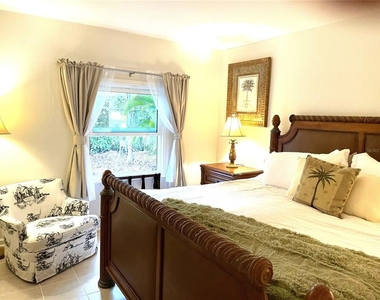 19 Lovett Street - Photo Thumbnail 10